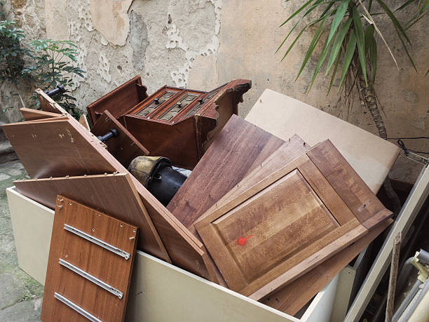 Best Yard Waste Removal  in Englewood, NJ